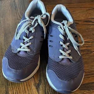 Vionic Purple and Gray Athletic Sneakers